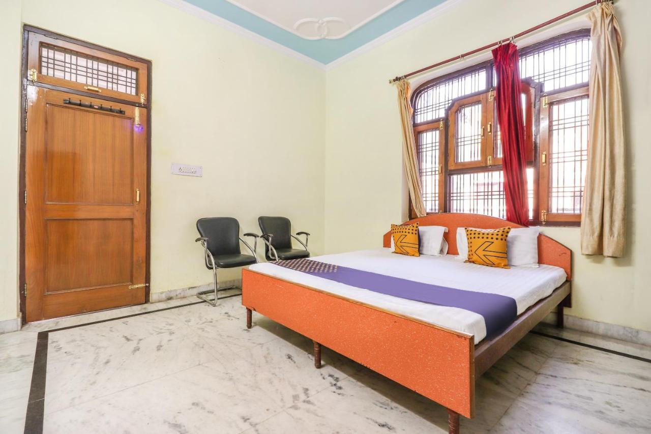 Spot On 70311 Rangoli Palace Hotel Lucknow Buitenkant foto