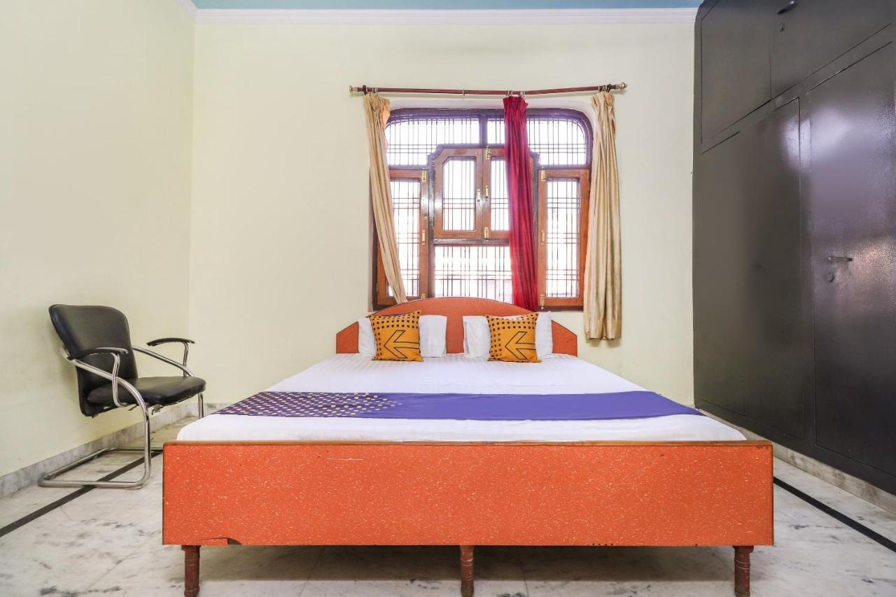 Spot On 70311 Rangoli Palace Hotel Lucknow Buitenkant foto