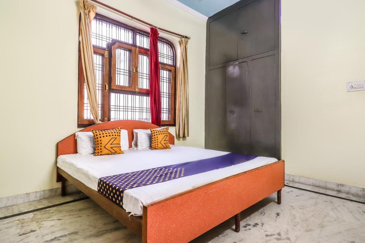 Spot On 70311 Rangoli Palace Hotel Lucknow Buitenkant foto
